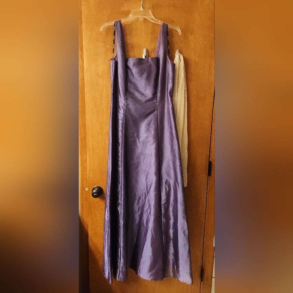 Night Way Collections Elegant Lavender Gown